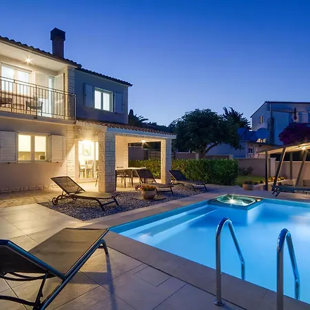 Herrliches Haus Breeze Mit Pool Und Meerblick